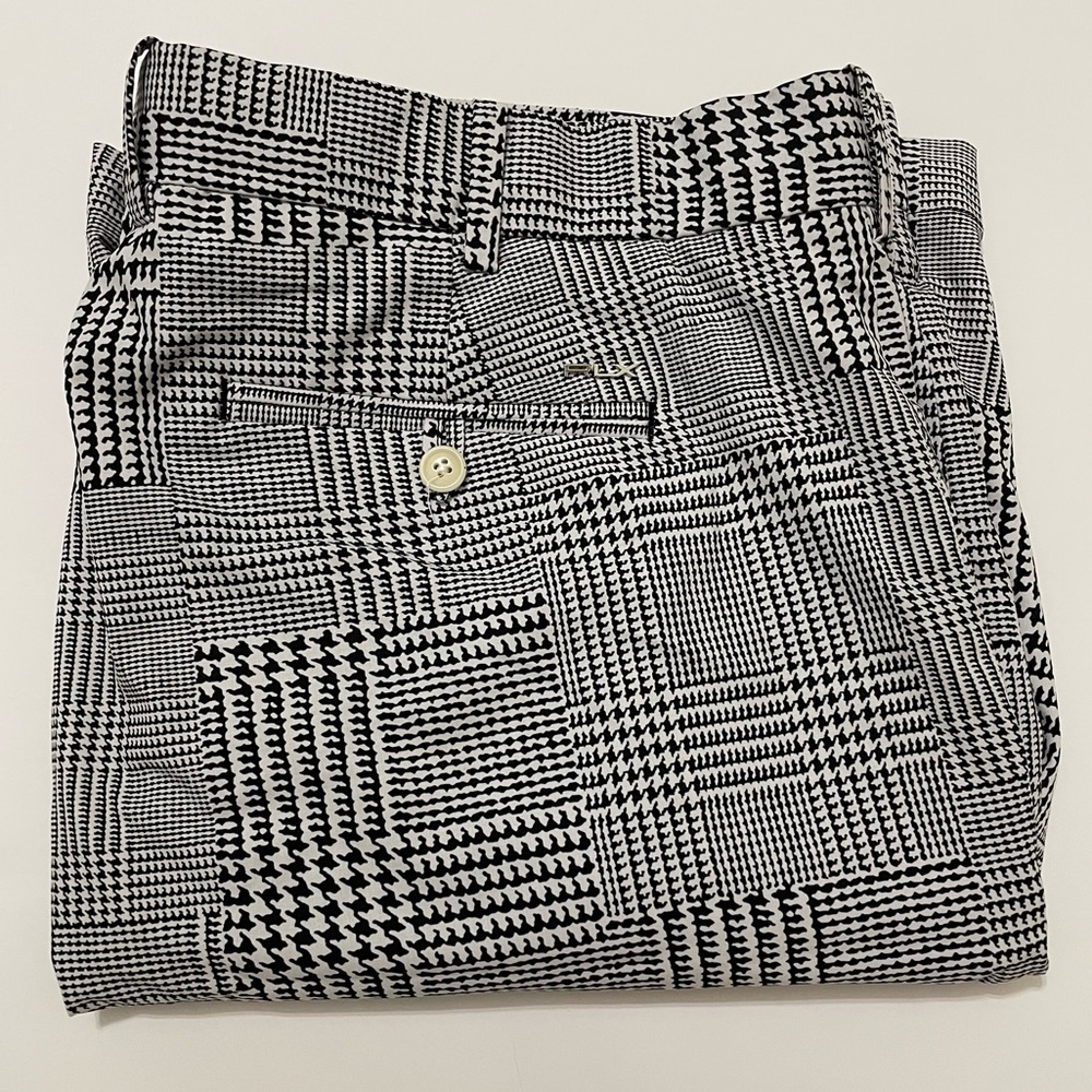 RLX 9 Inch Classic Fit Water-Repellent Short Fairway Glen Black And White Sz 38